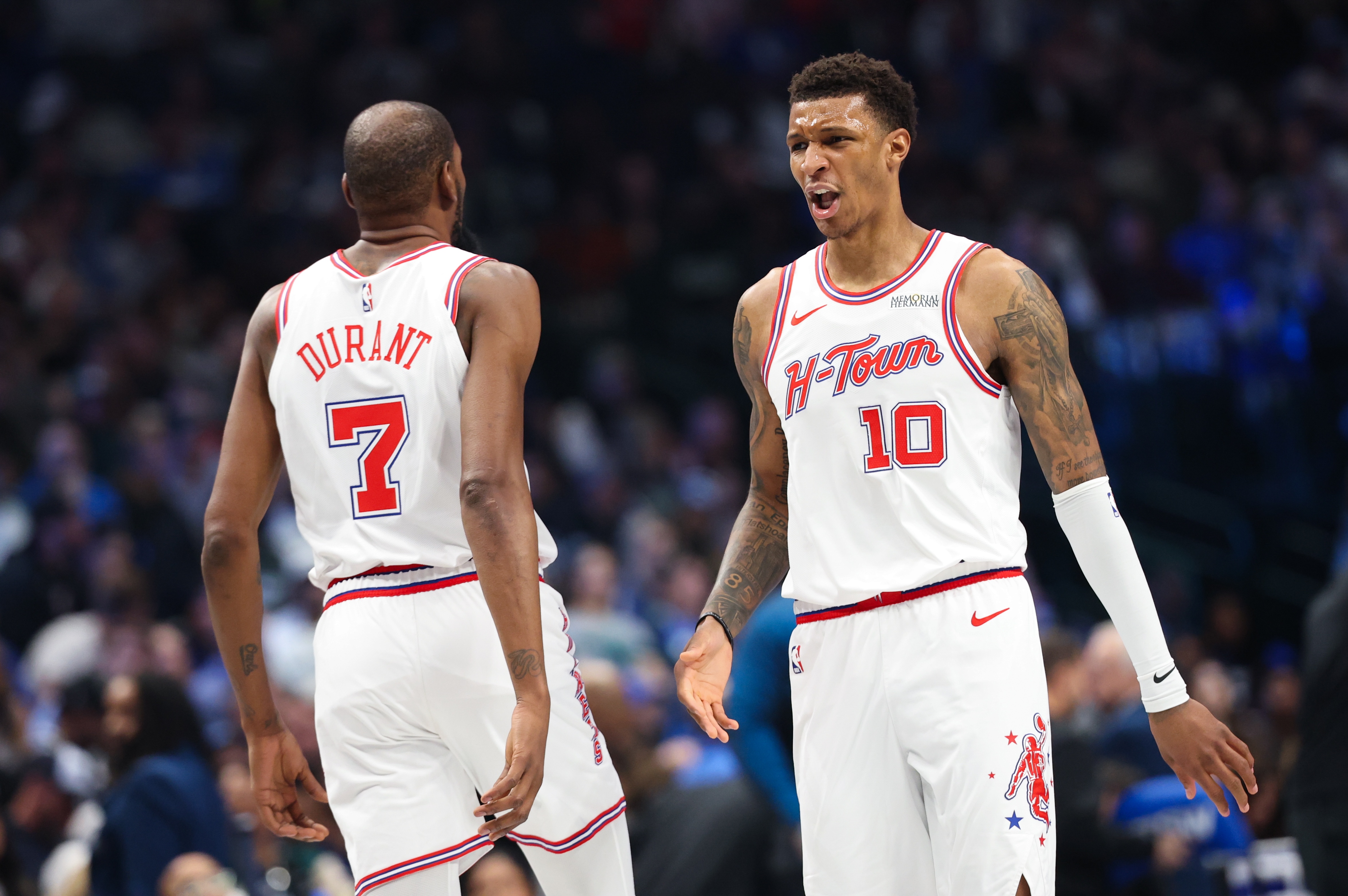 开云体育-杜兰特：无法投篮命中时会影响心态 但你要自信出手 手感会回来的