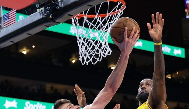 开云娱乐-交易还是换帅？湖人胜率又跌破50% 加筹码挖穆雷？