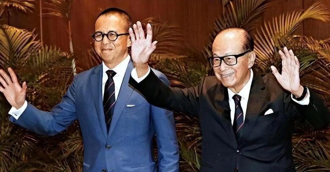 开云娱乐-李嘉诚儿子拿下世界杯转播权，全网炸锅